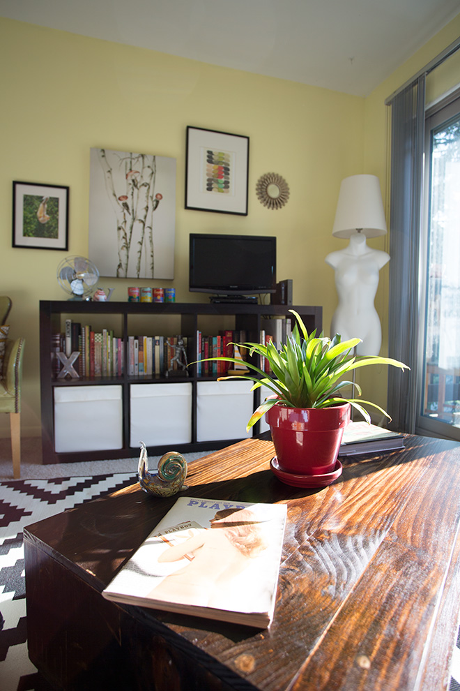 A vintage 1970s Playboy magazine sits atop my handmade coffee table. The table sits on casters making it easily movable to accommodate extra space for projects and guests. (Photo: Mike Gruszynski, G6 Studios)